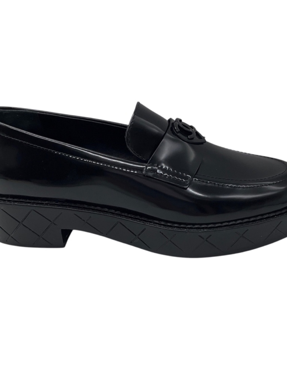 CHANEL BLACK 2024 CC LOGO HEART CLASSIC SHINY CALFSKIN MOCCASINS / LOAFERS - Picture 2 of 11